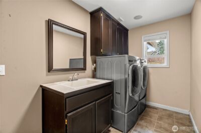 8805 182nd Street E, Puyallup, WA 98375 - Photo 32