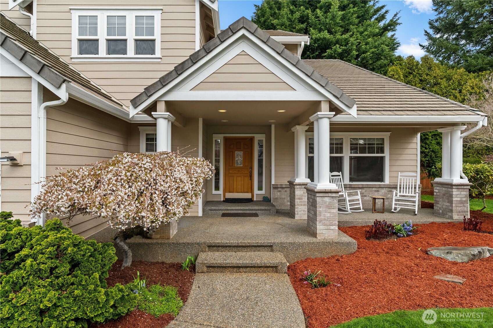 8805 182nd Street E, Puyallup, WA 98375