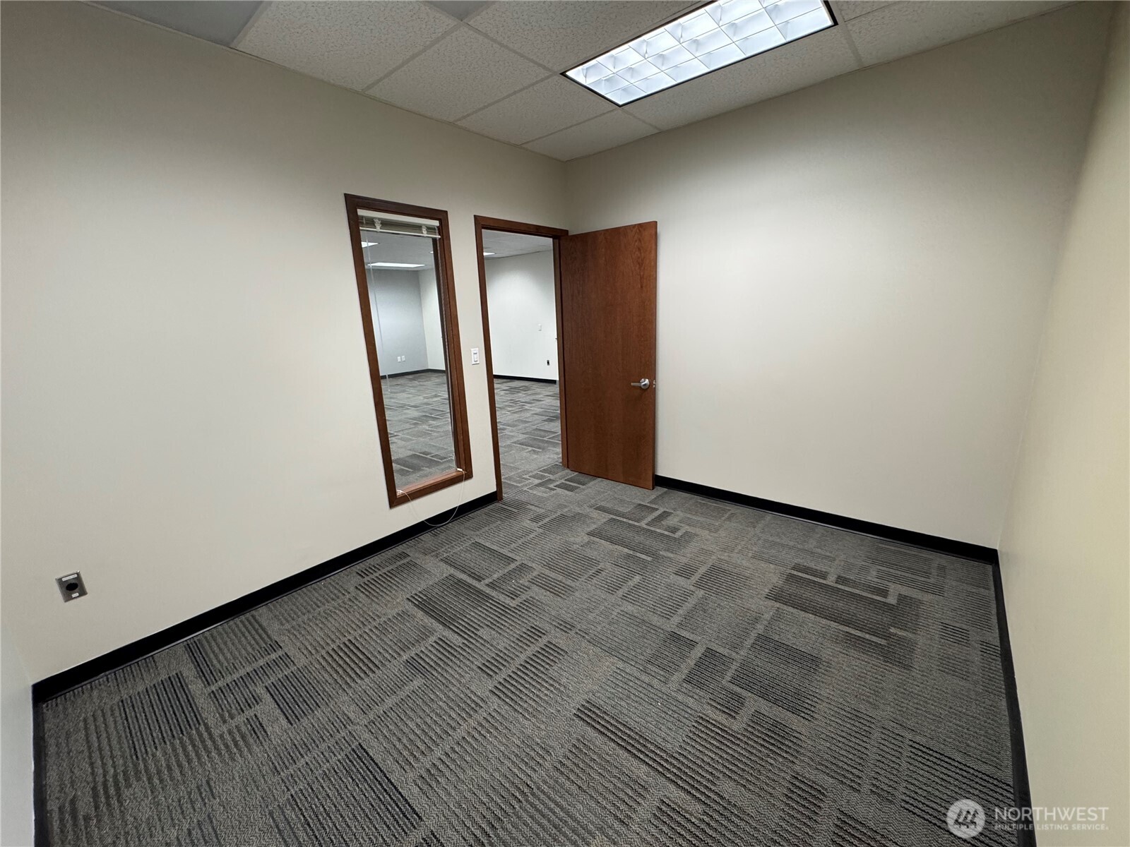 325 E George Hopper Road #202, Burlington, WA 98233