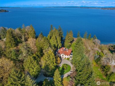 8010 Grand Avenue NE, Bainbridge Island, WA 98110 - Photo 5