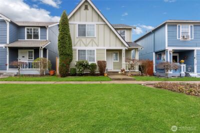 704 29th Avenue SE, Puyallup, WA 98374 - Photo 2