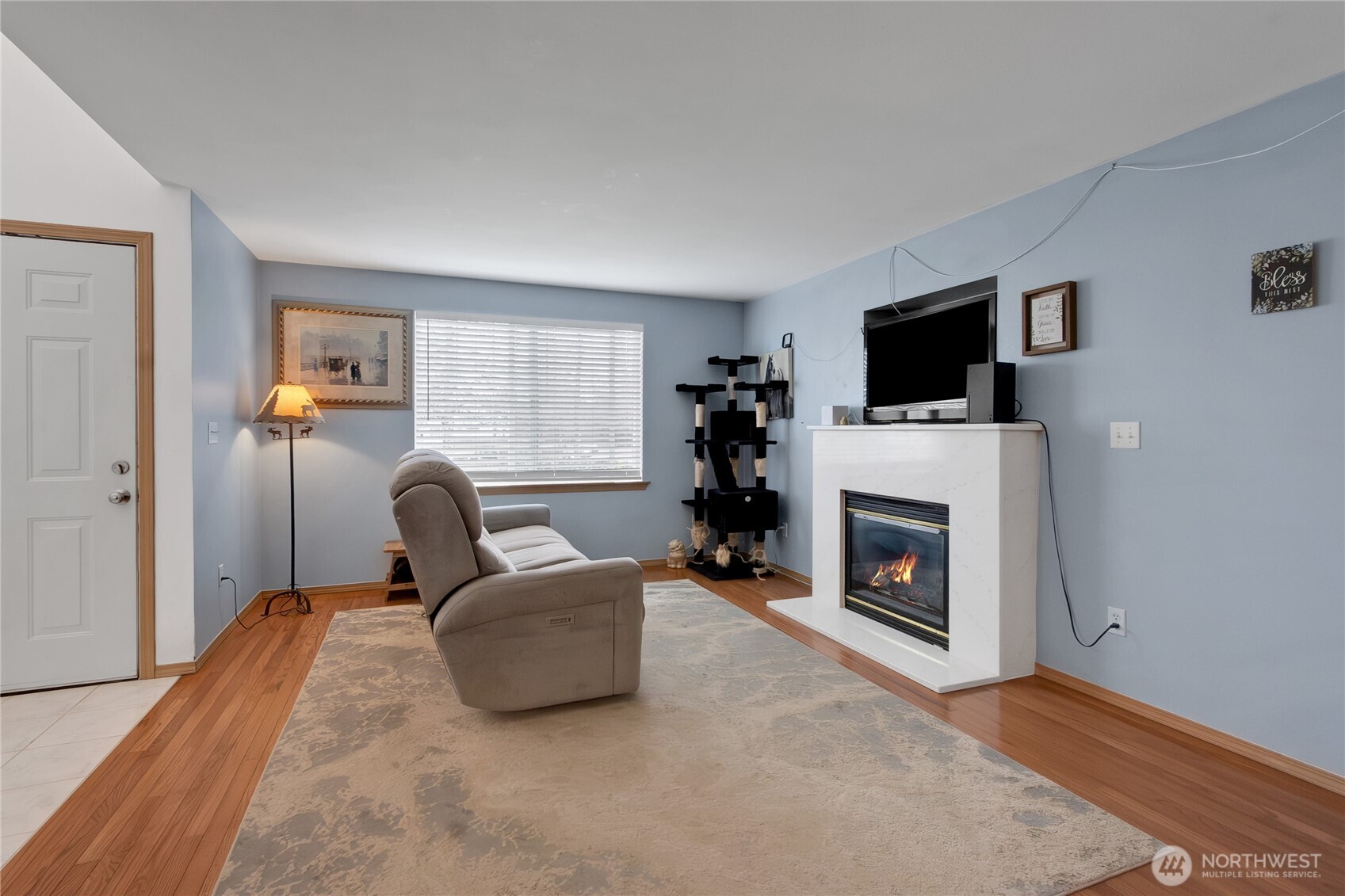 704 29th Avenue SE, Puyallup, WA 98374