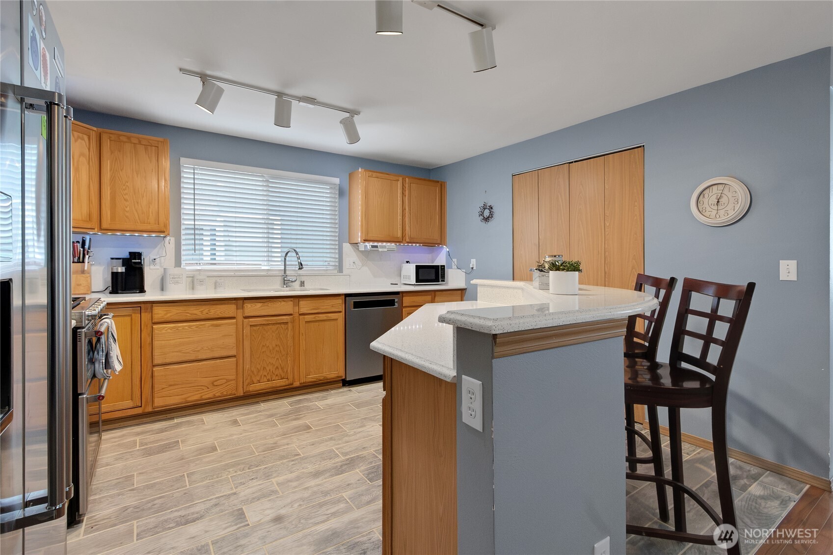 704 29th Avenue SE, Puyallup, WA 98374