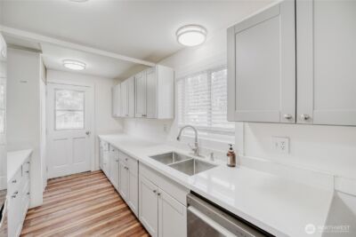 21004 NE 91st Street , Redmond, WA 98053 - Photo 13