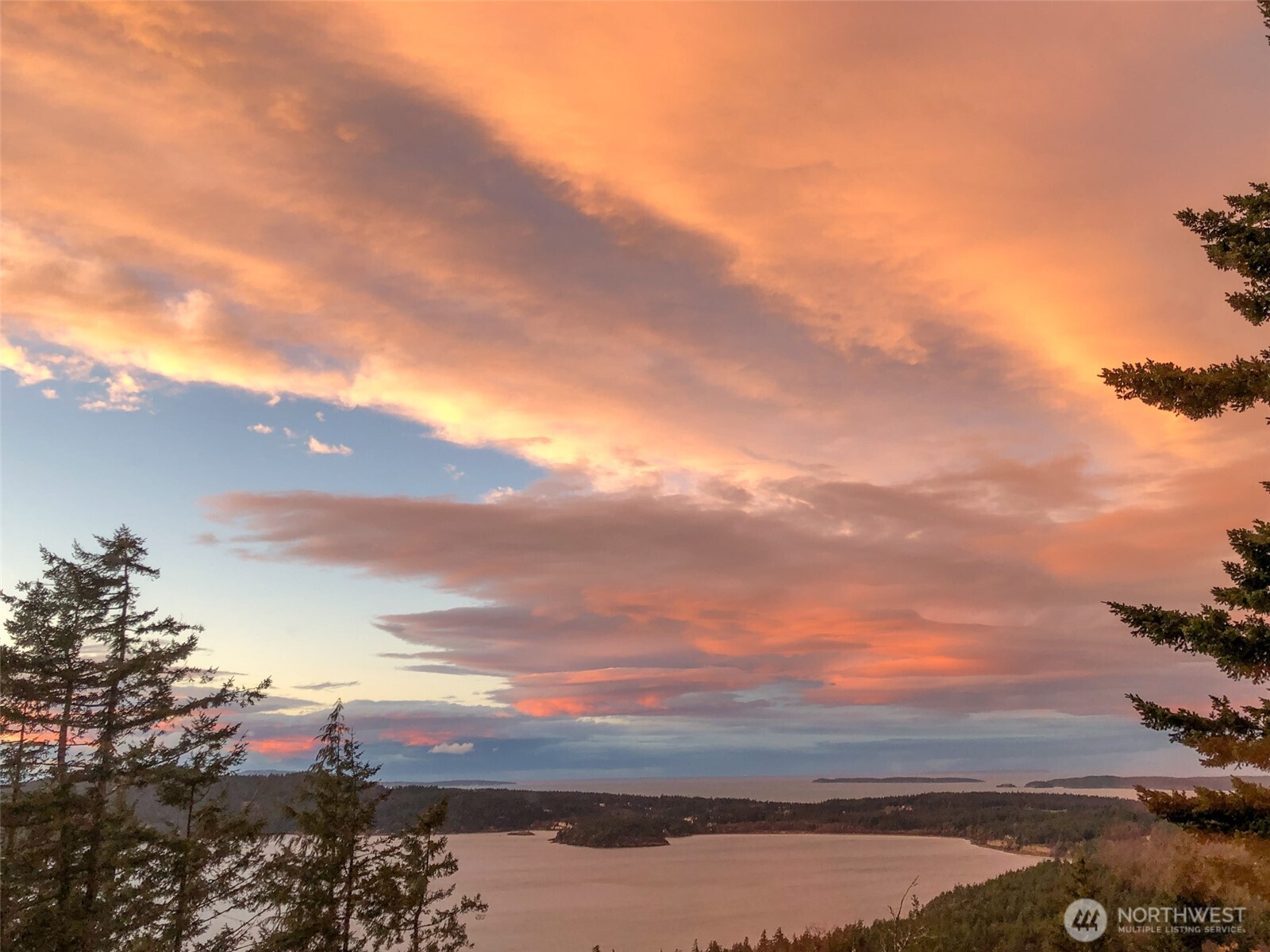 612 Lindsay Way , Orcas Island, WA 98245