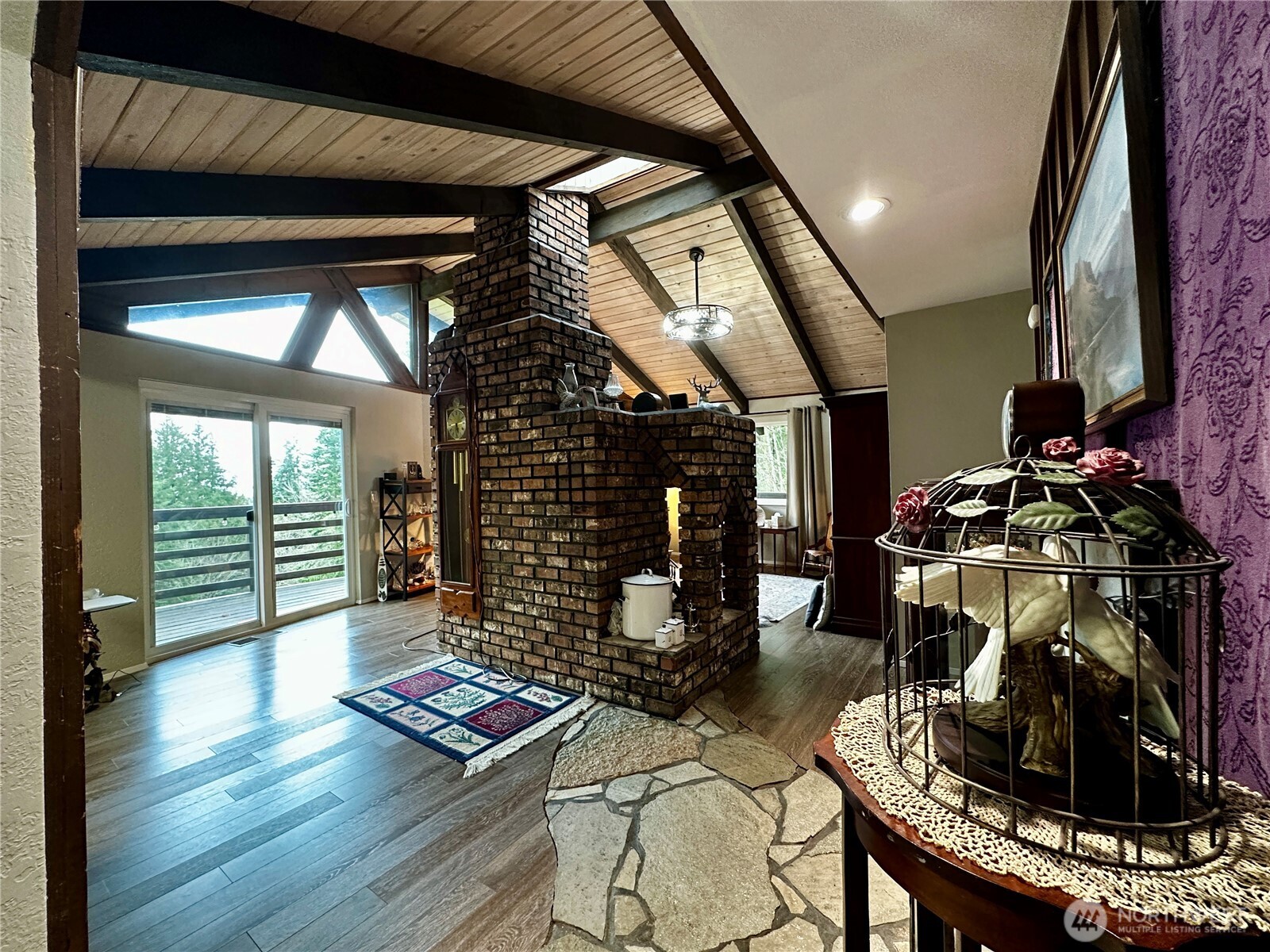 364 Old Dads Road , Sequim, WA 98382