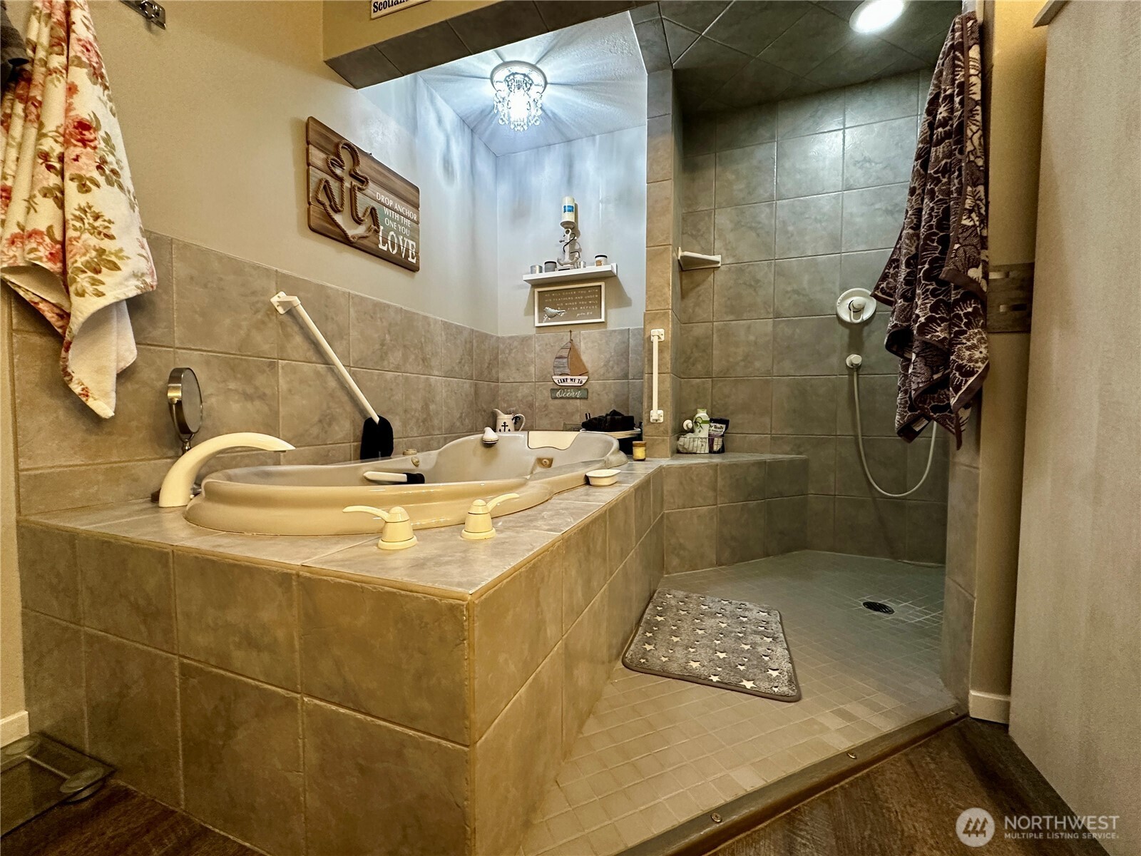 364 Old Dads Road , Sequim, WA 98382