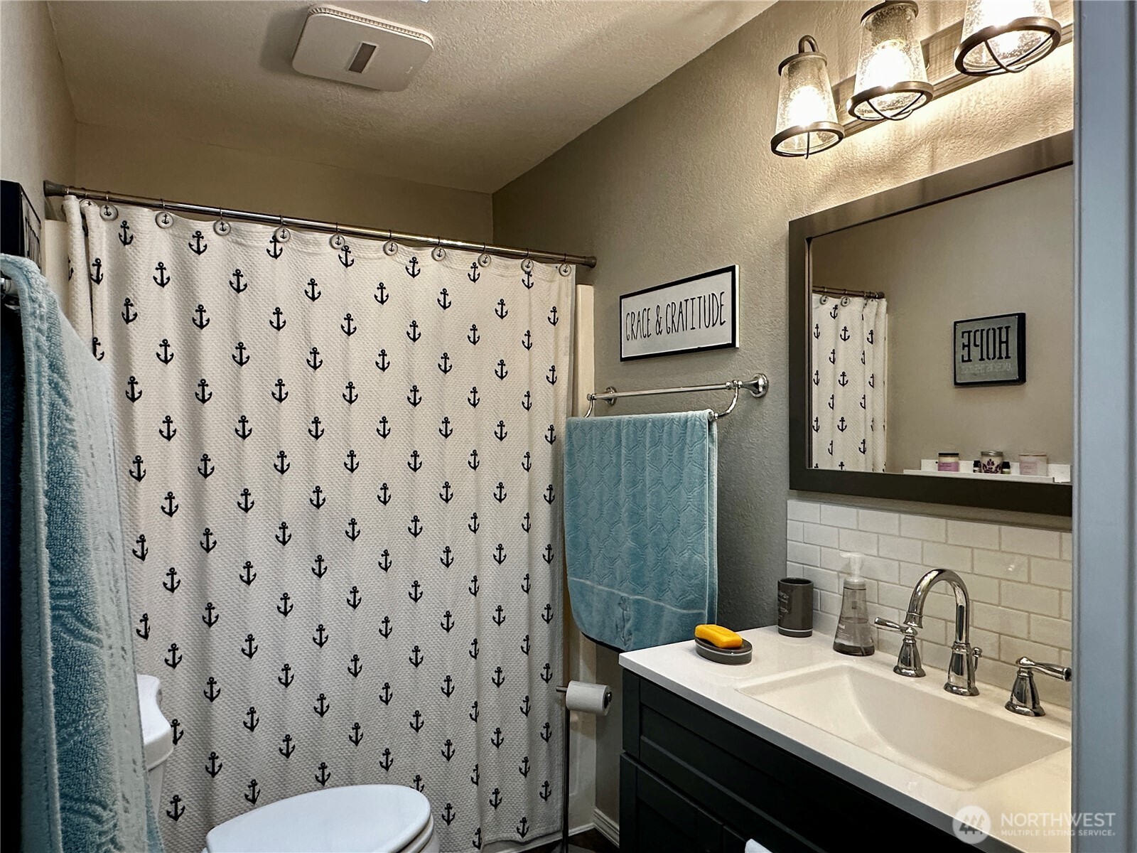 364 Old Dads Road , Sequim, WA 98382