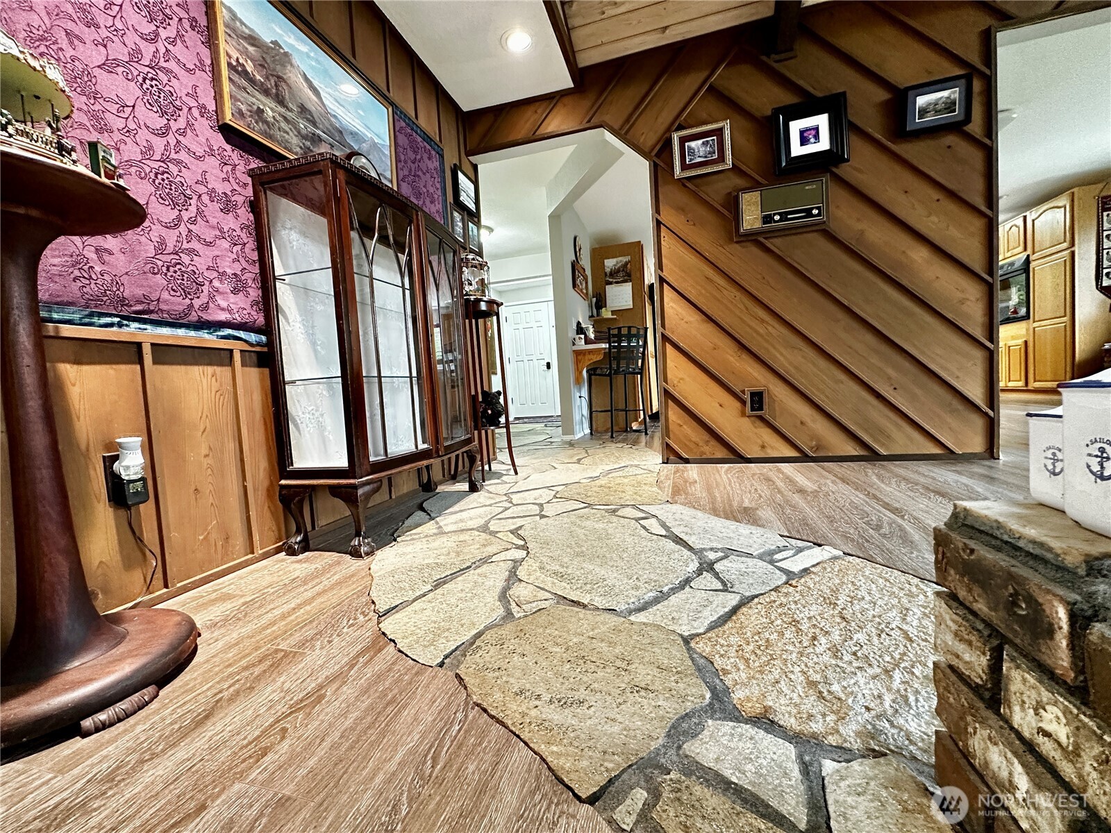 364 Old Dads Road , Sequim, WA 98382