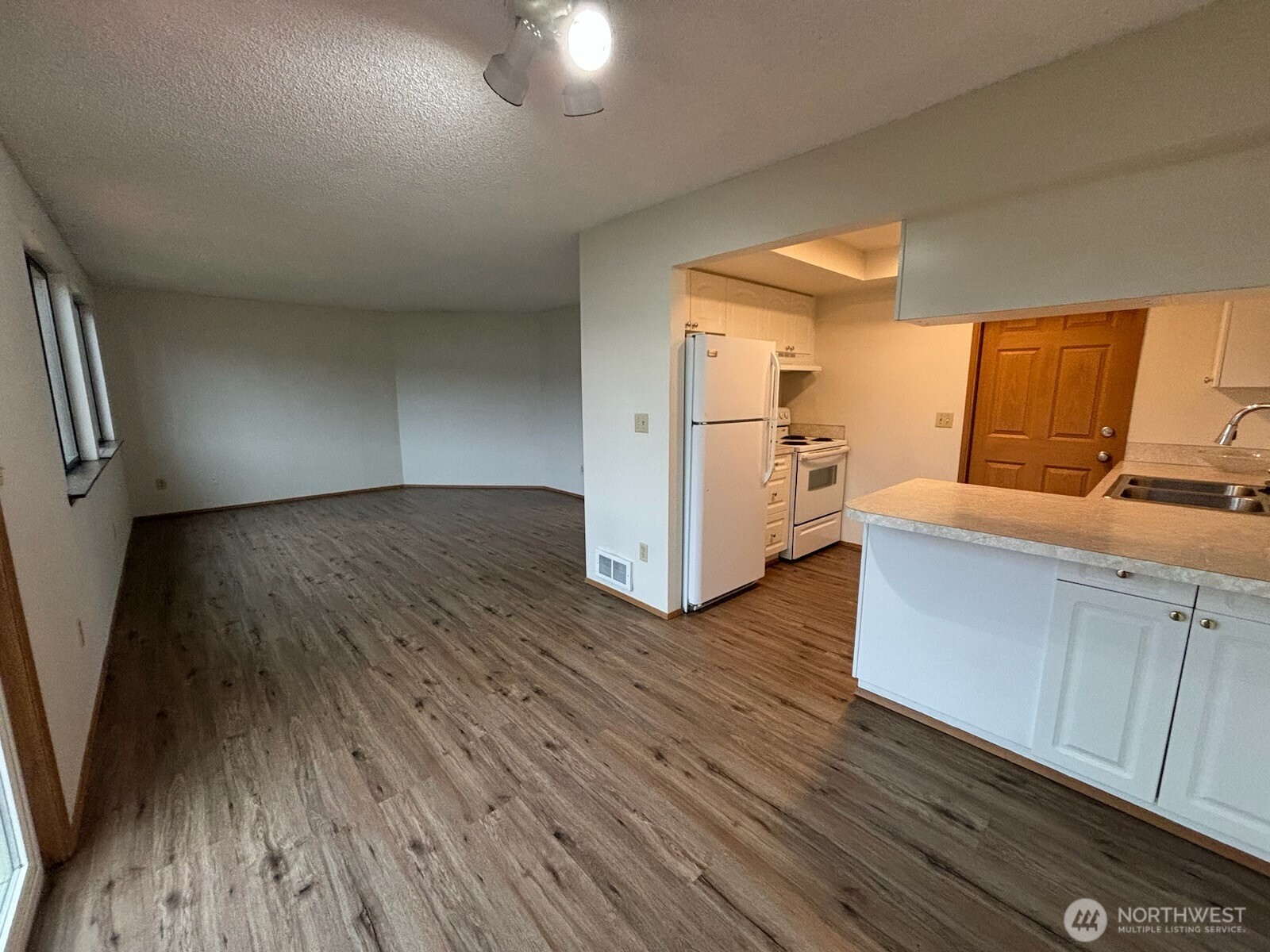 15719 63rd St Court E, Sumner, WA 98390