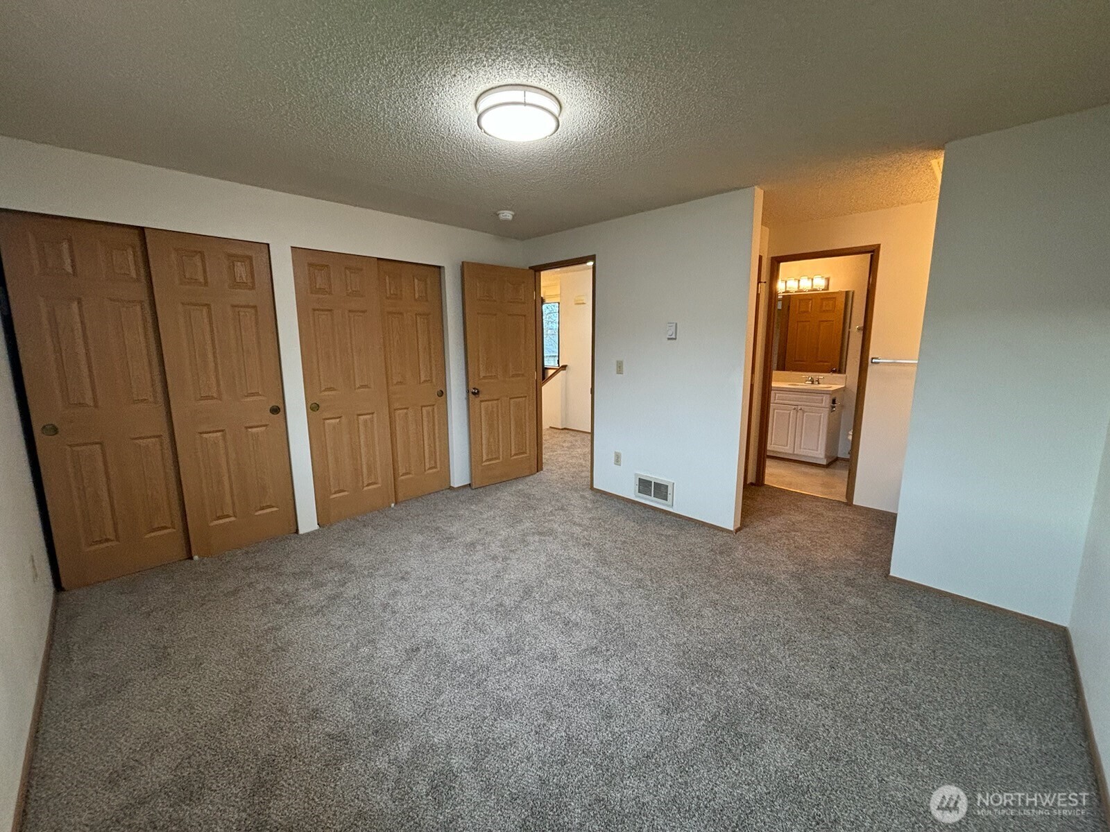 15719 63rd St Court E, Sumner, WA 98390