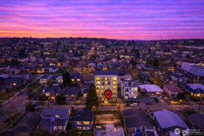 927 NW 57th Street , Seattle, WA 98107