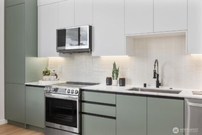 3120 Queen Anne Avenue N, Seattle, WA 98109 - Photo 12