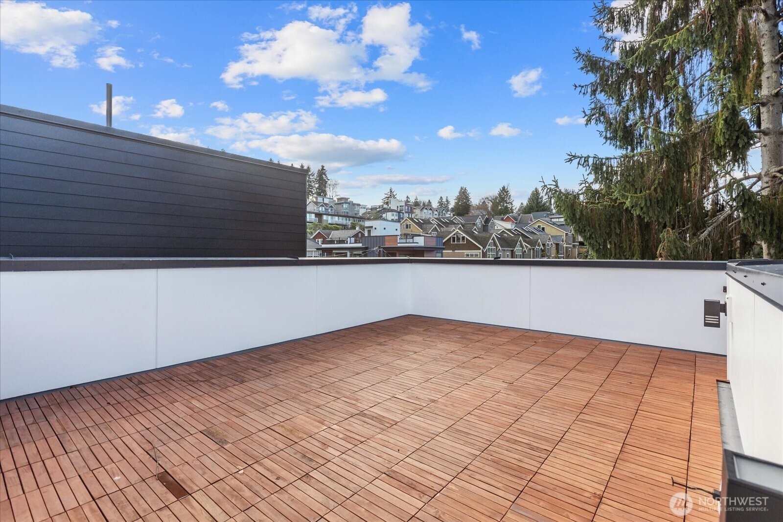 3120 Queen Anne Avenue N, Seattle, WA 98109