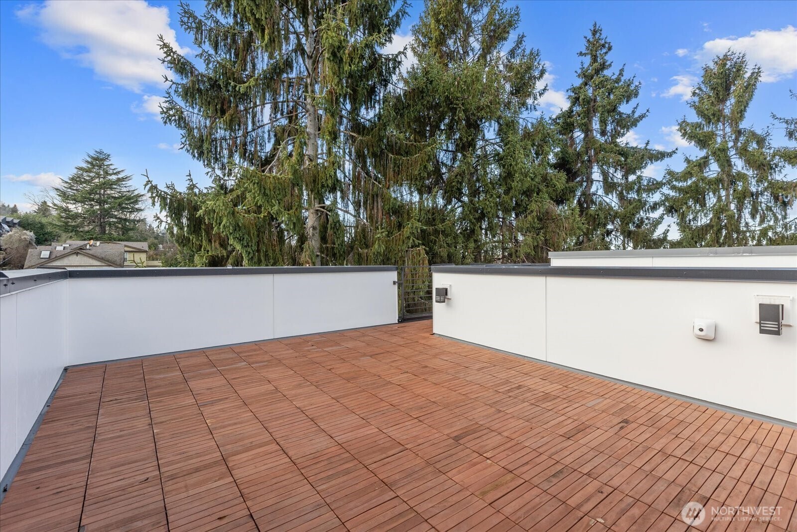 3120 Queen Anne Avenue N, Seattle, WA 98109