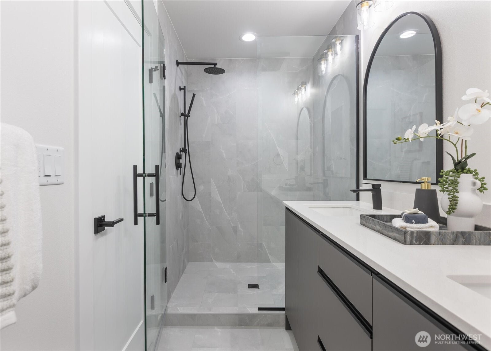 3120 Queen Anne Avenue N, Seattle, WA 98109