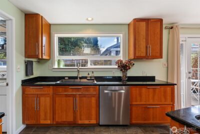 2111 Beacon Avenue SE, Olympia, WA 98501 - Photo 12