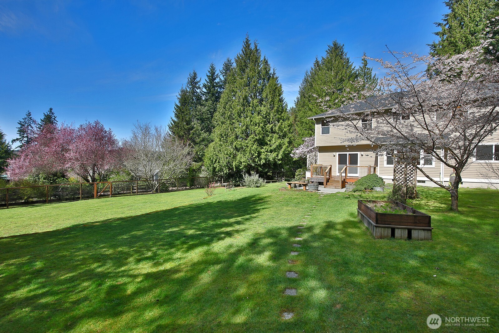 2876 Doc Savage Drive , Langley, WA 98260