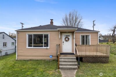 1646 E Wright Avenue , Tacoma, WA 98404