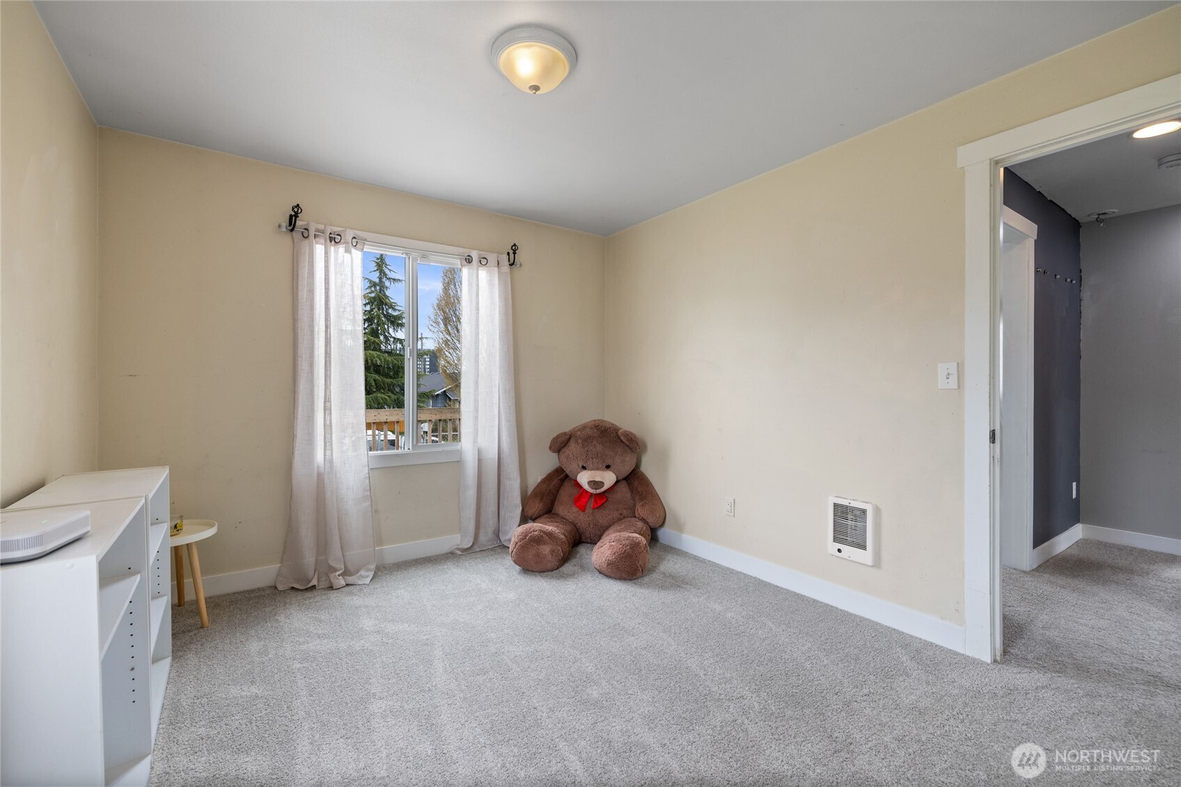 1646 E Wright Avenue , Tacoma, WA 98404