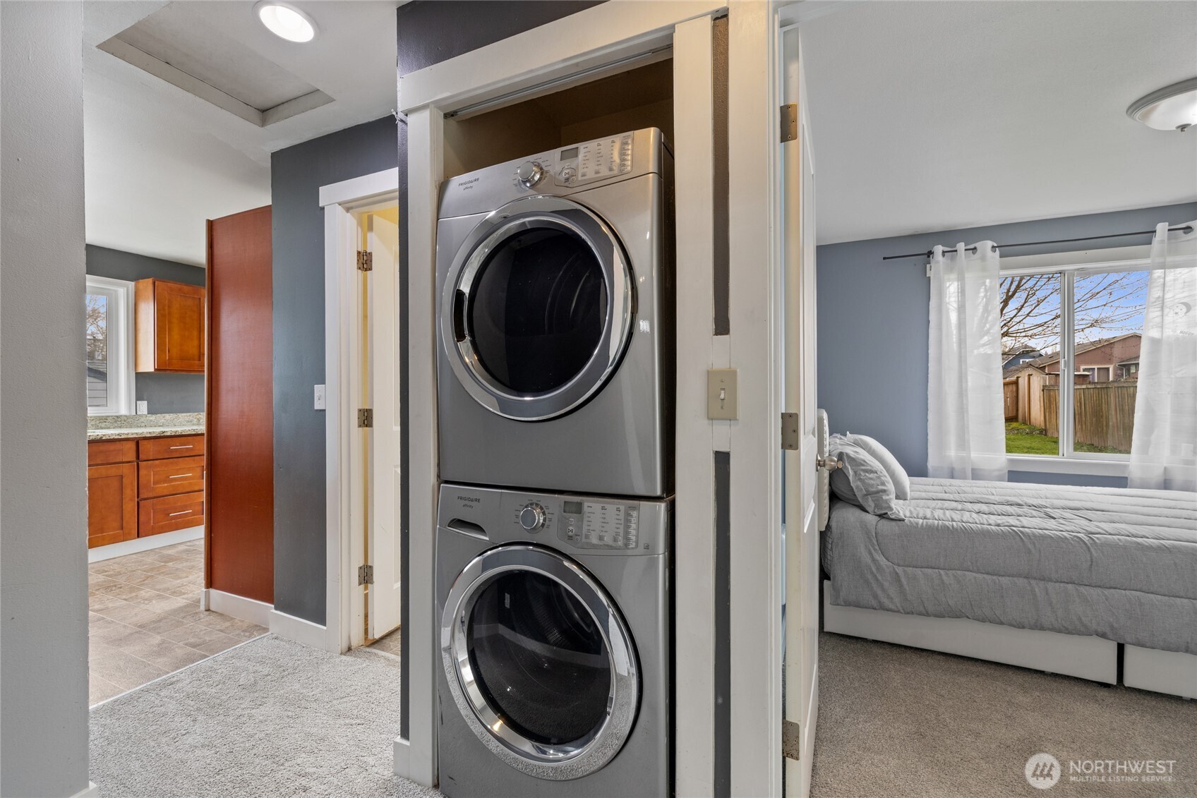 1646 E Wright Avenue , Tacoma, WA 98404