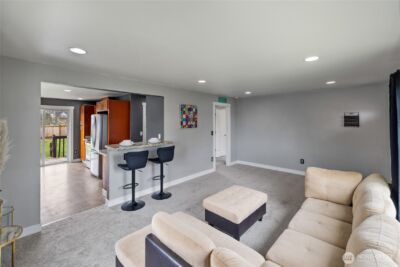 1646 E Wright Avenue , Tacoma, WA 98404 - Photo 3