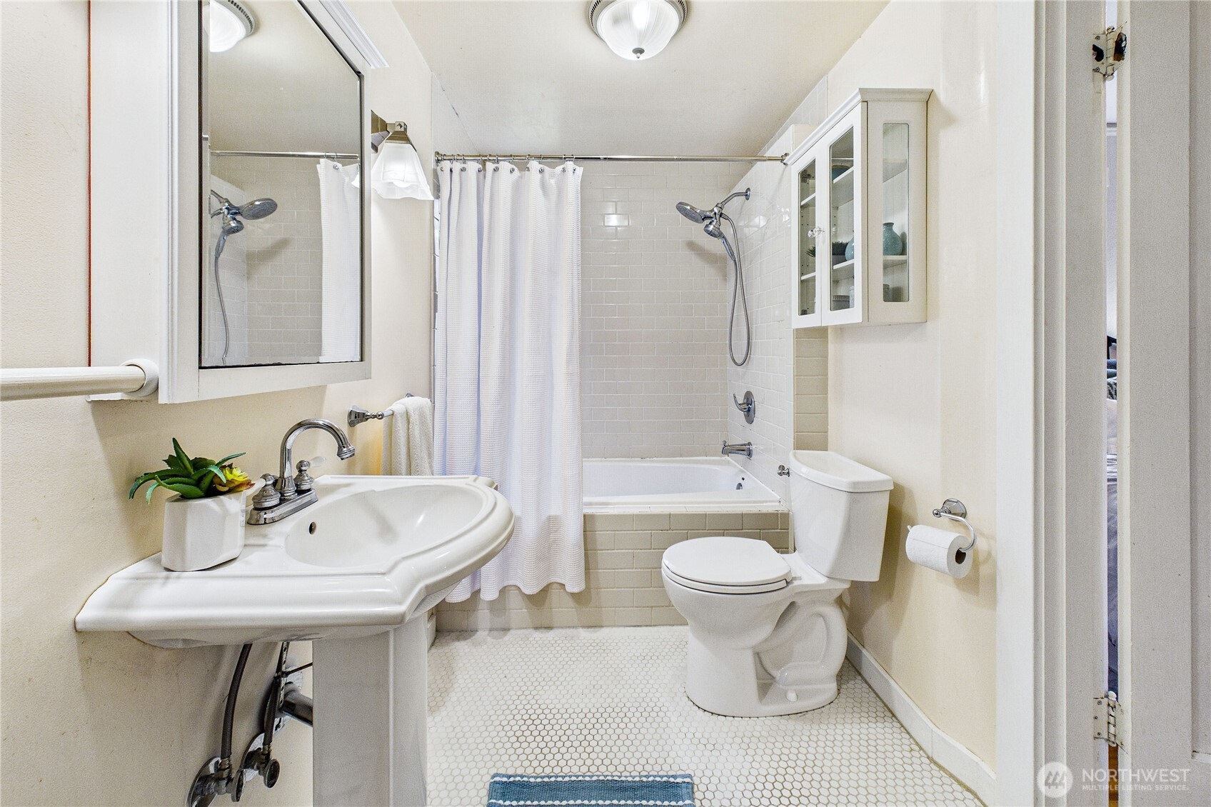 624 Scott Street , Port Townsend, WA 98368