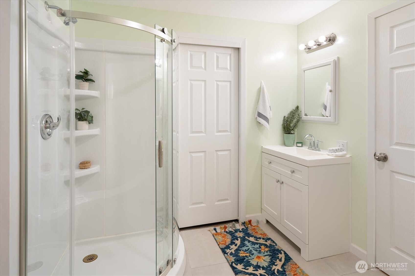 9432 13th Avenue SW, Seattle, WA 98106