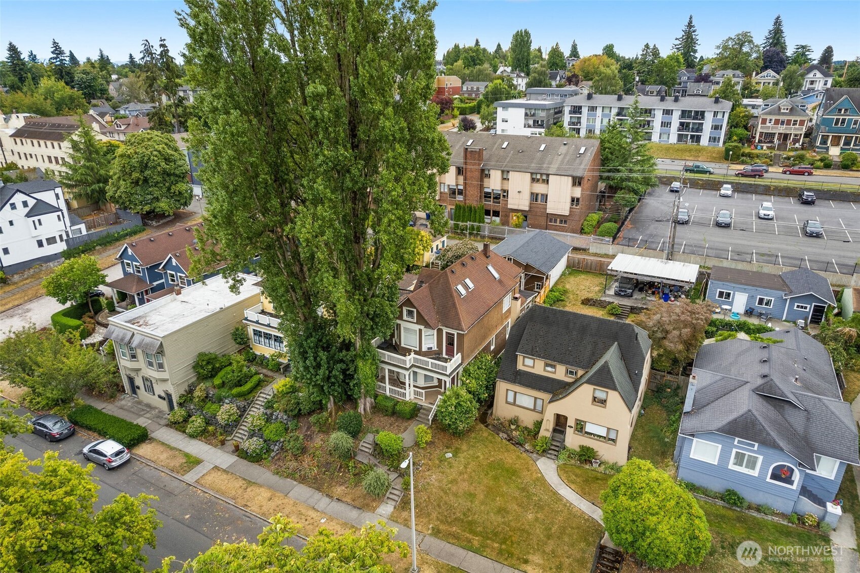 1012 N I Street , Tacoma, WA 98403