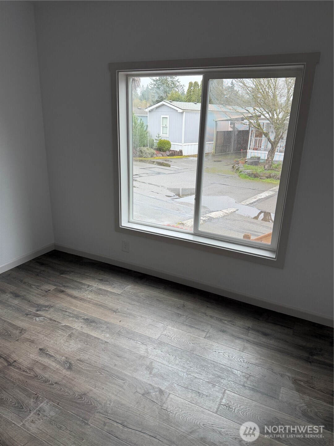 7301 NE 175th Street #115, Kenmore, WA 98028