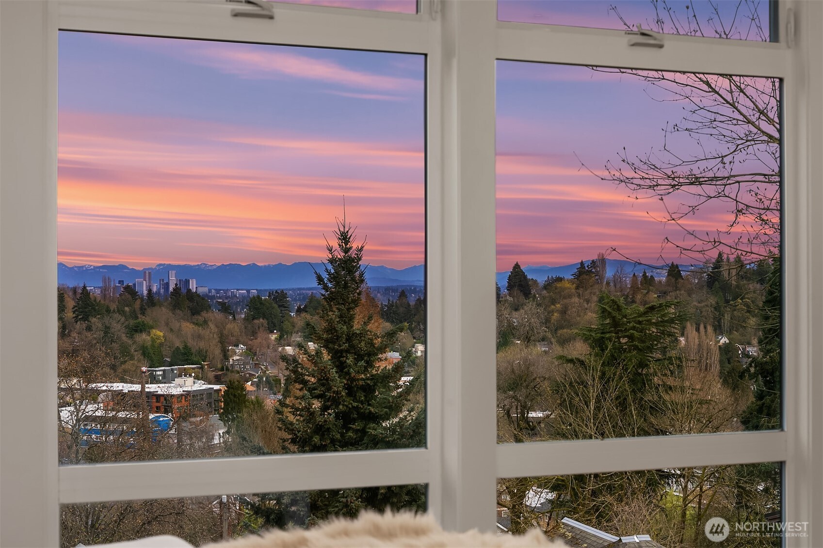 616 25th Avenue E, Seattle, WA 98112