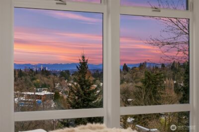 616 25th Avenue E, Seattle, WA 98112 - Photo 18