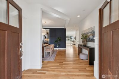 8535 4th Avenue NE, Seattle, WA 98115 - Photo 2