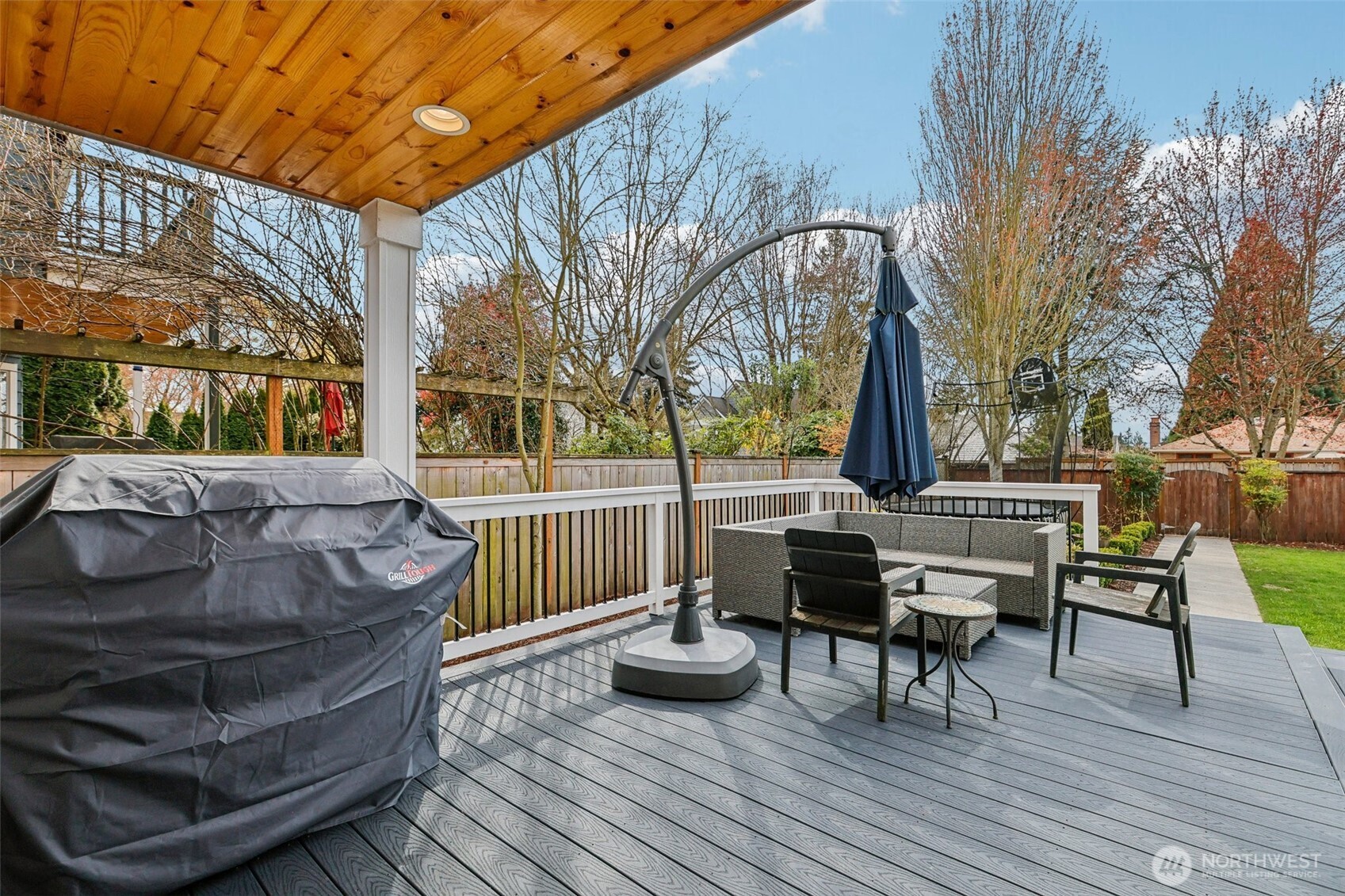 8535 4th Avenue NE, Seattle, WA 98115