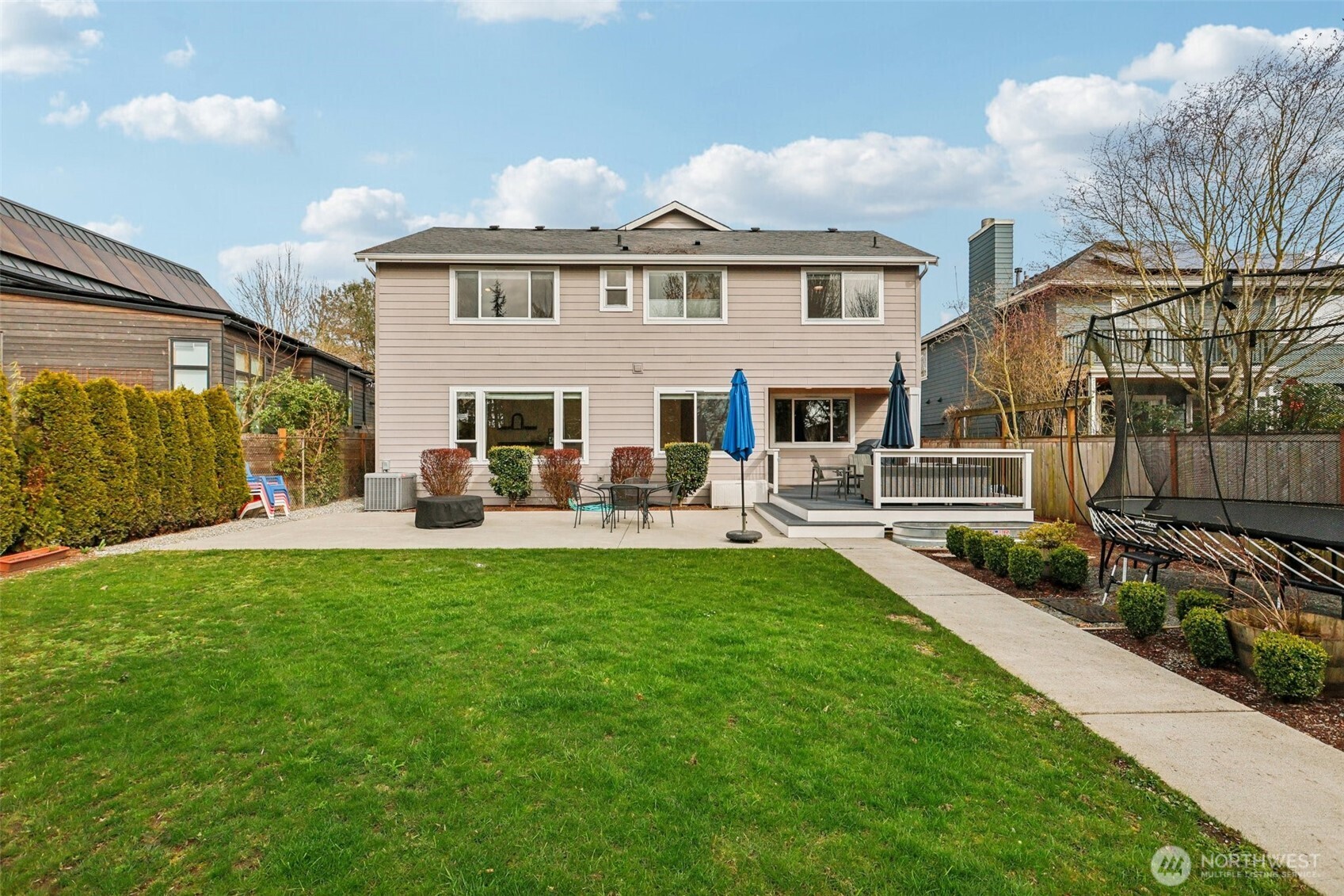 8535 4th Avenue NE, Seattle, WA 98115