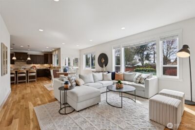 8535 4th Avenue NE, Seattle, WA 98115 - Photo 3