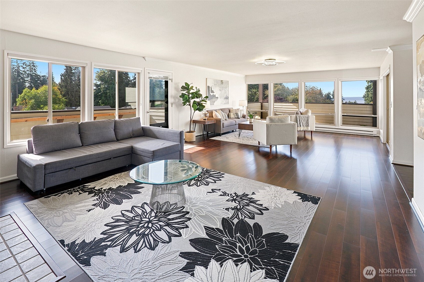 8516 196th Street SW #302, Edmonds, WA 98026