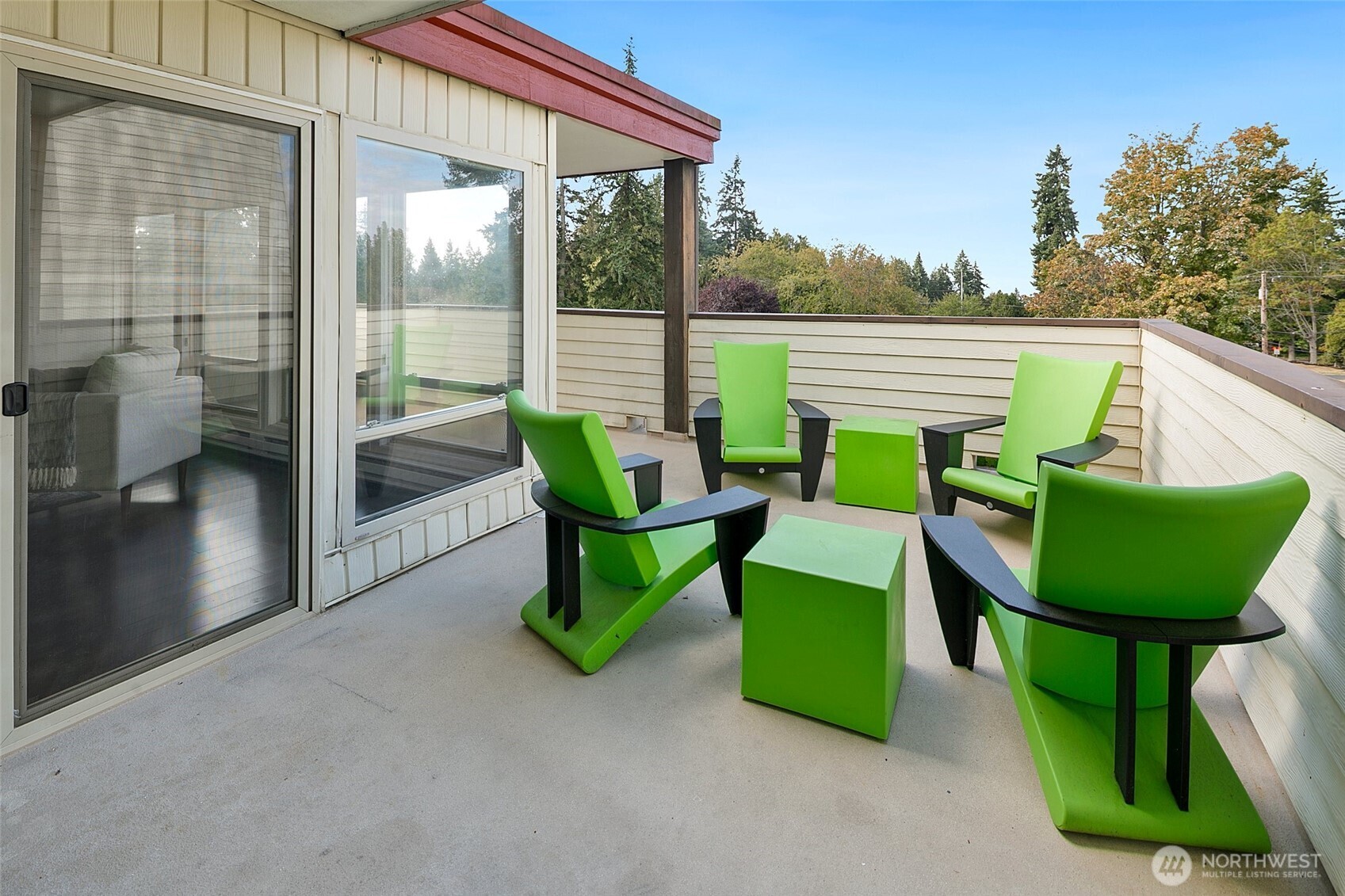 8516 196th Street SW #302, Edmonds, WA 98026