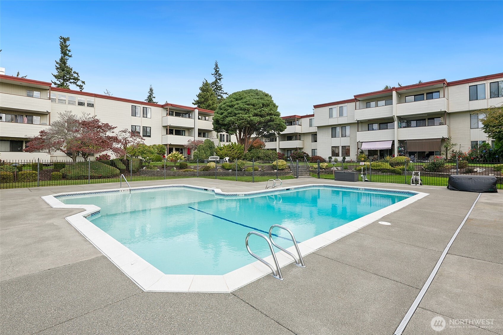 8516 196th Street SW #302, Edmonds, WA 98026