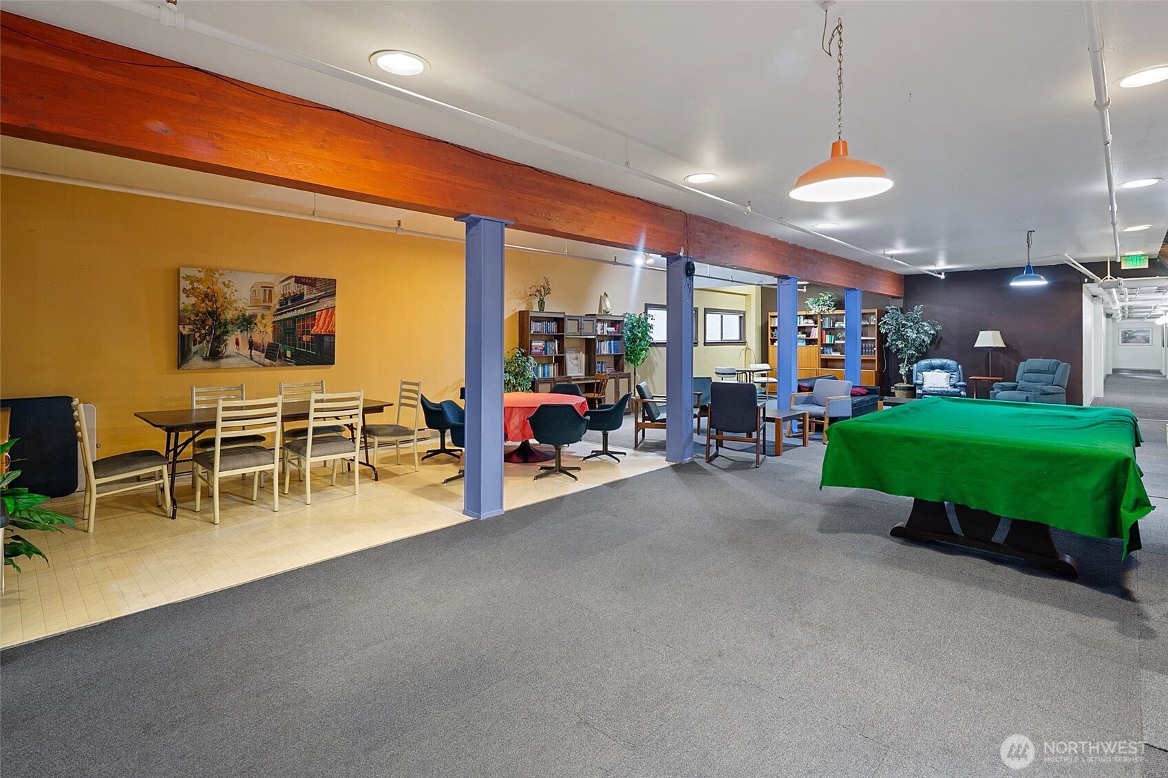 8516 196th Street SW #302, Edmonds, WA 98026