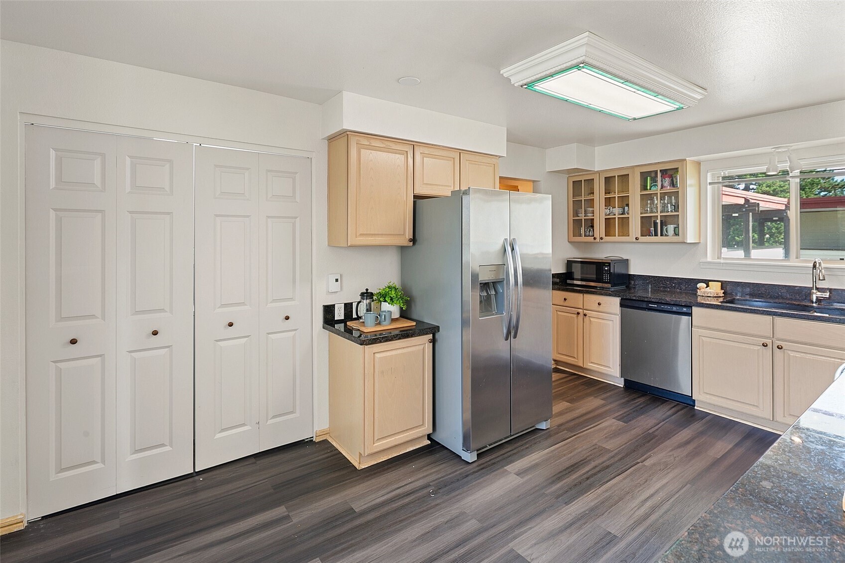 8516 196th Street SW #302, Edmonds, WA 98026