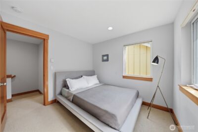 4037 7th Avenue NE #A, Seattle, WA 98105 - Photo 25