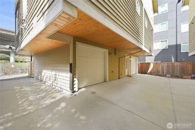 4037 7th Avenue NE #A, Seattle, WA 98105 - Photo 3