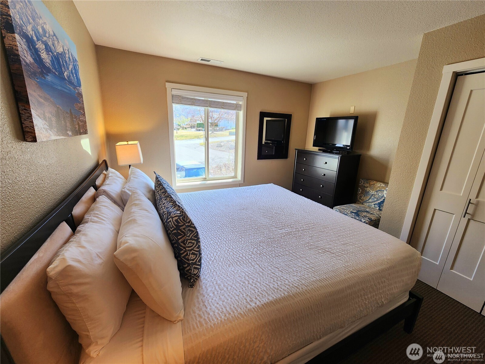 1 Beach 568-C , Manson, WA 98831