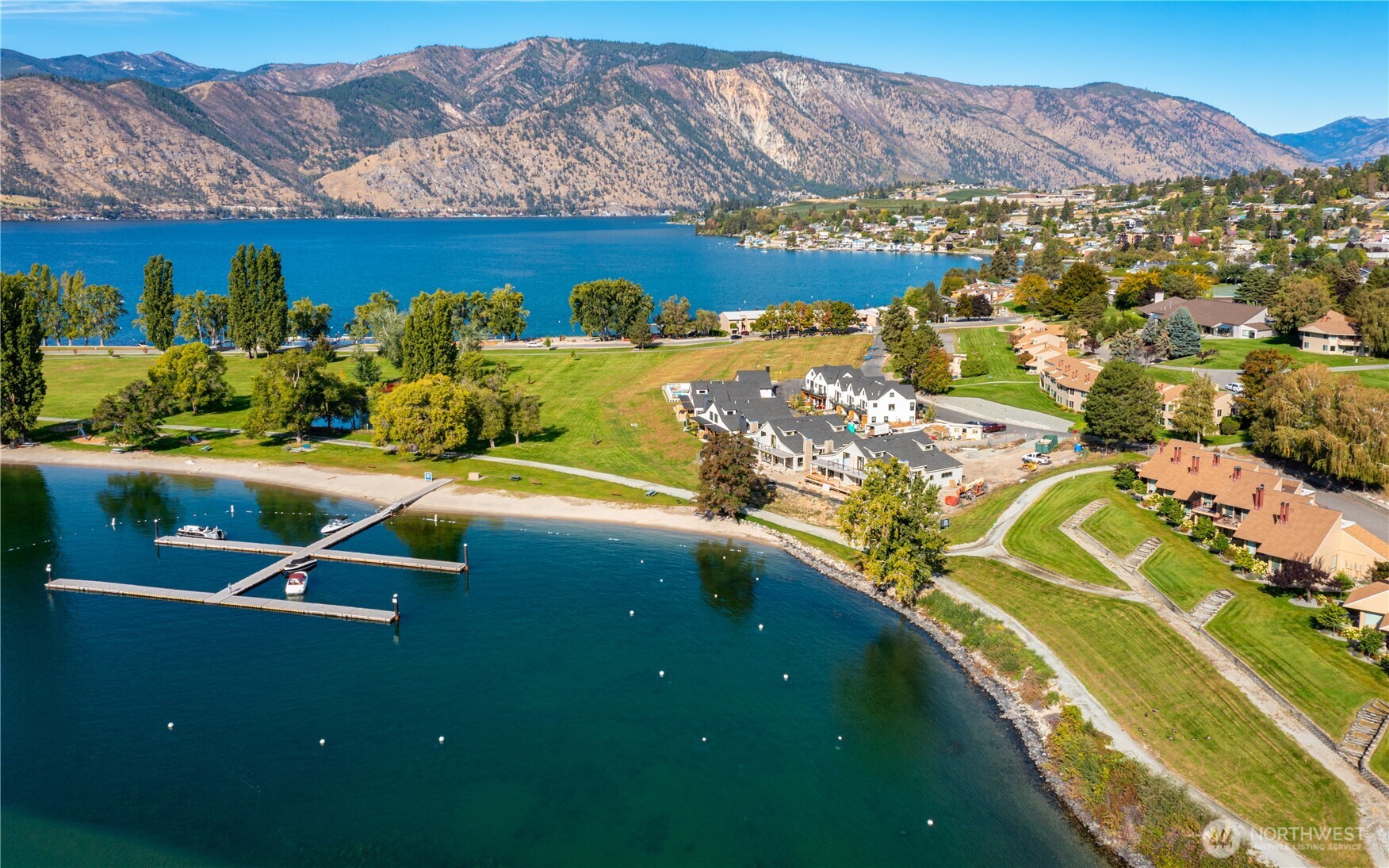 1 Beach 568-C , Manson, WA 98831