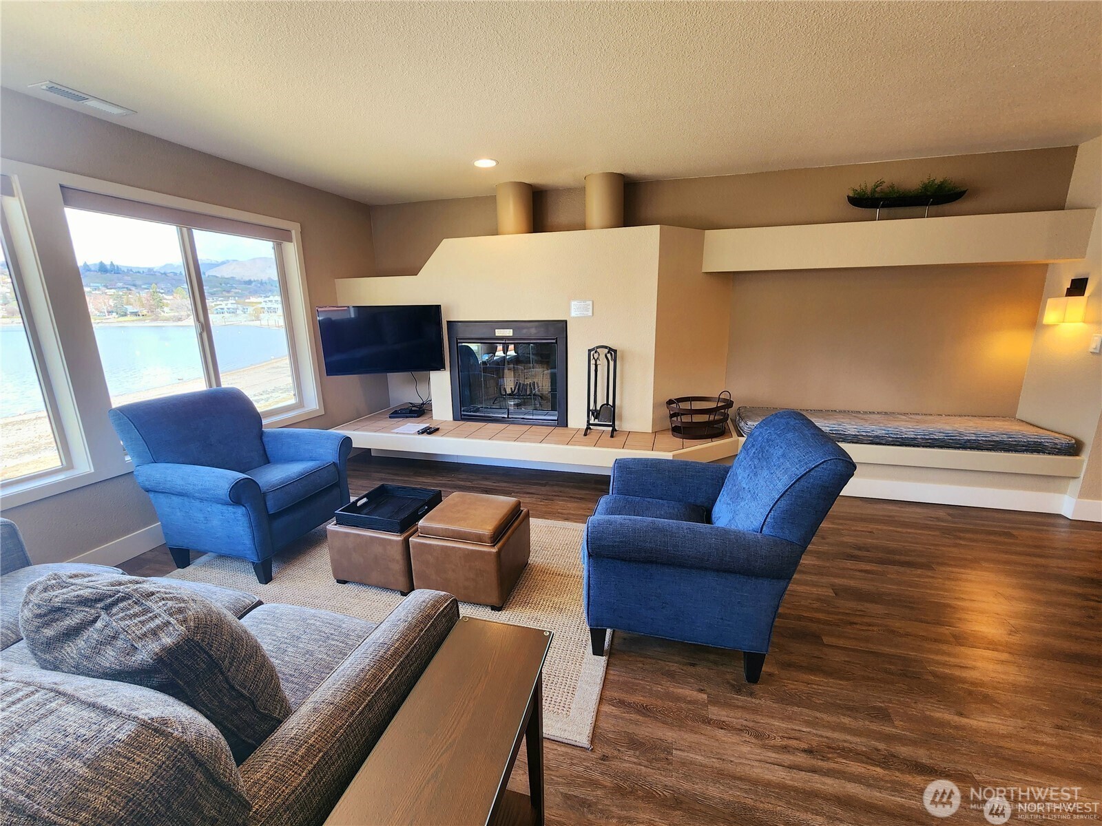 1 Beach 568-C , Manson, WA 98831