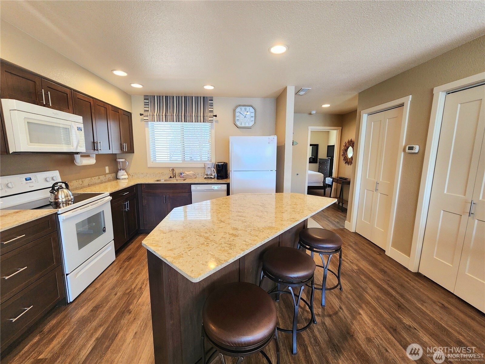 1 Beach 568-C , Manson, WA 98831