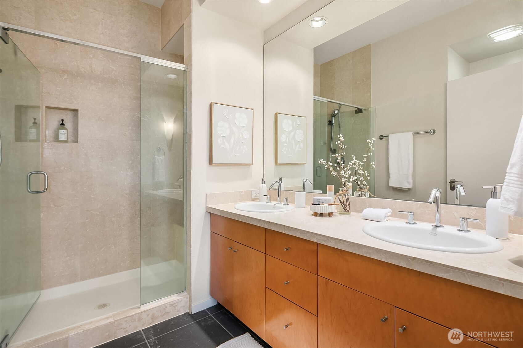 1188 106th Avenue NE #430, Bellevue, WA 98004
