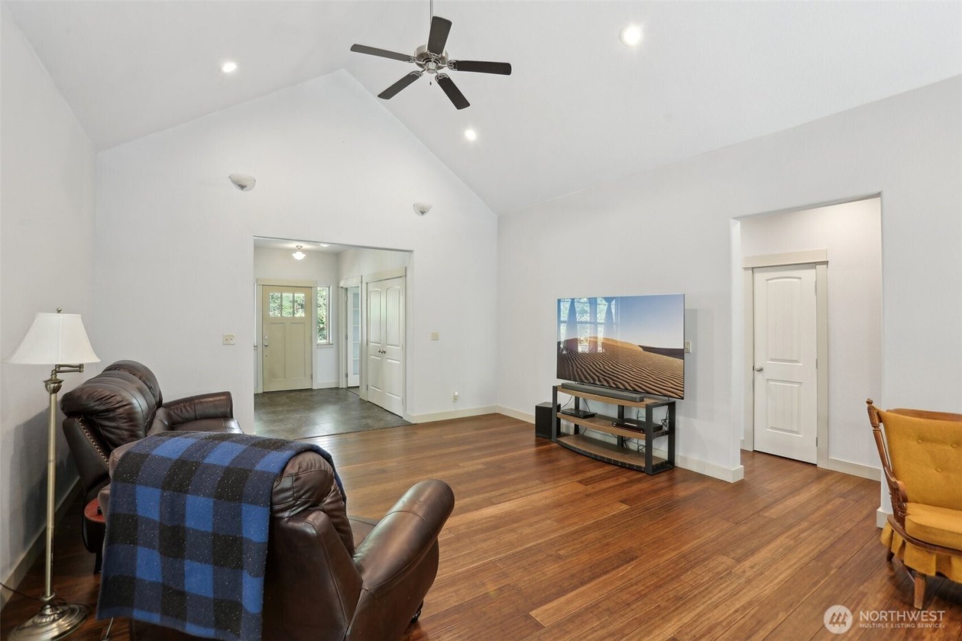 230 Riley Court , Toutle, WA 98649