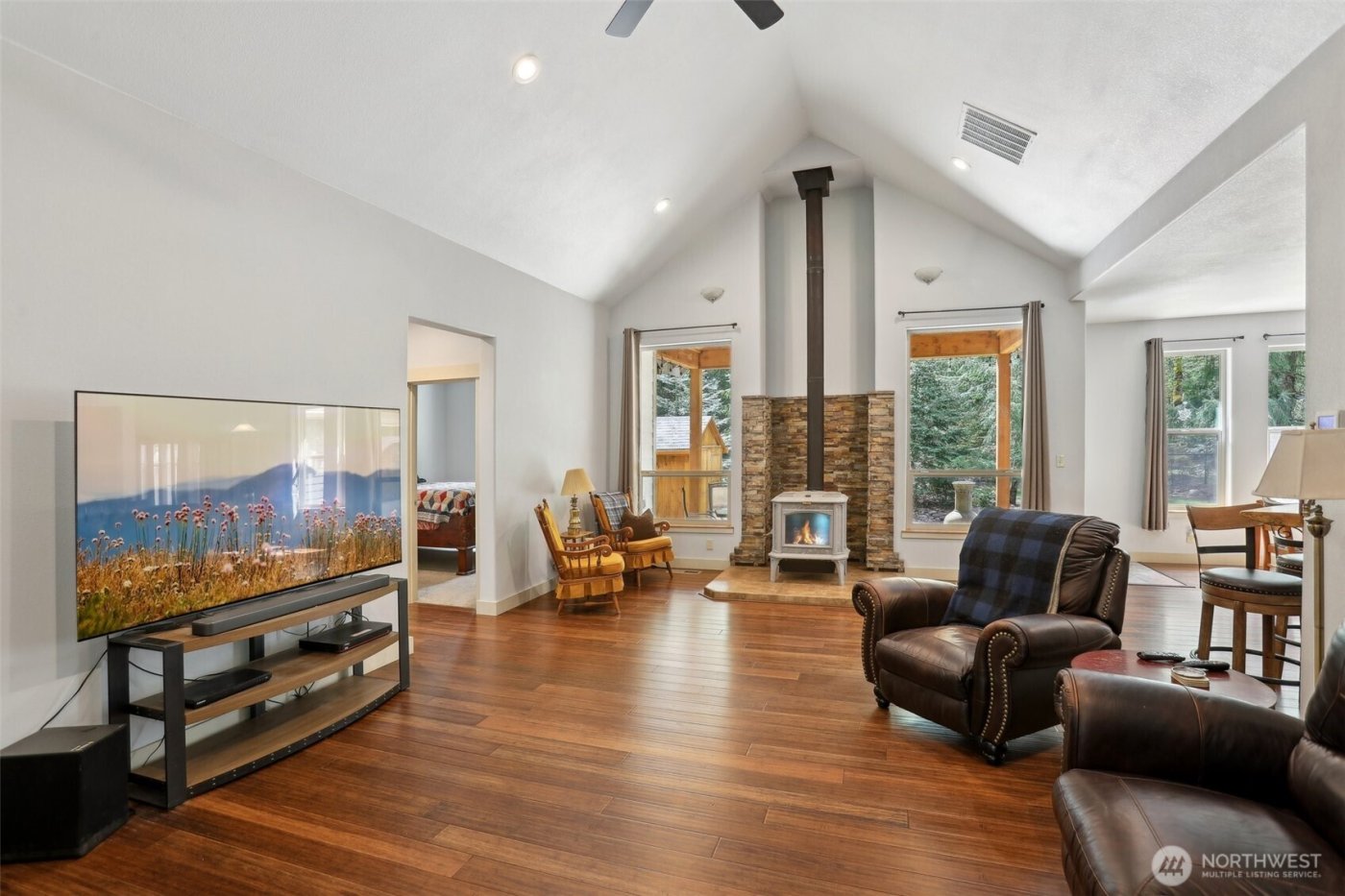 230 Riley Court , Toutle, WA 98649